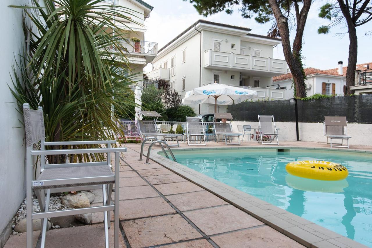 Hotel Consul - Family Hotel Riccione Exterior photo