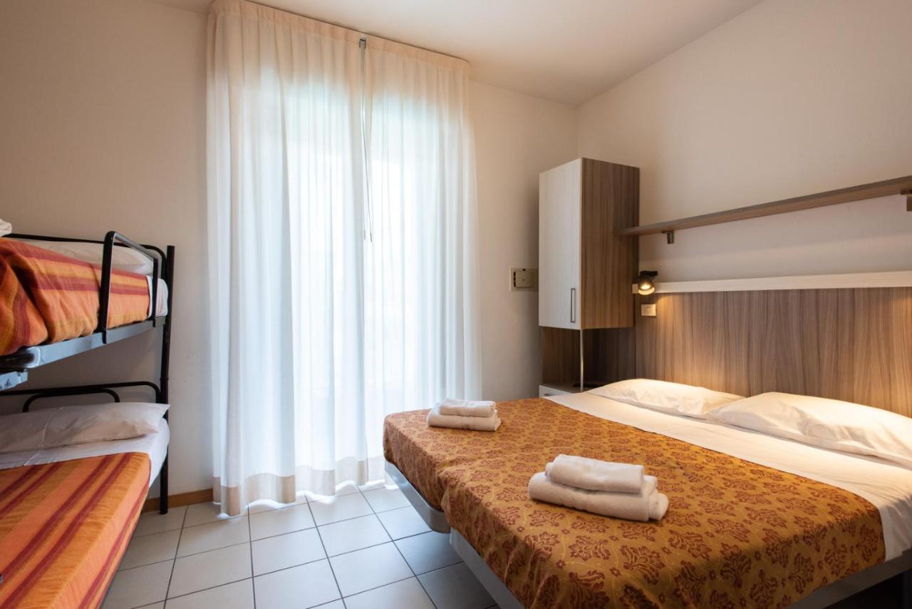 Hotel Consul - Family Hotel Riccione Exterior photo