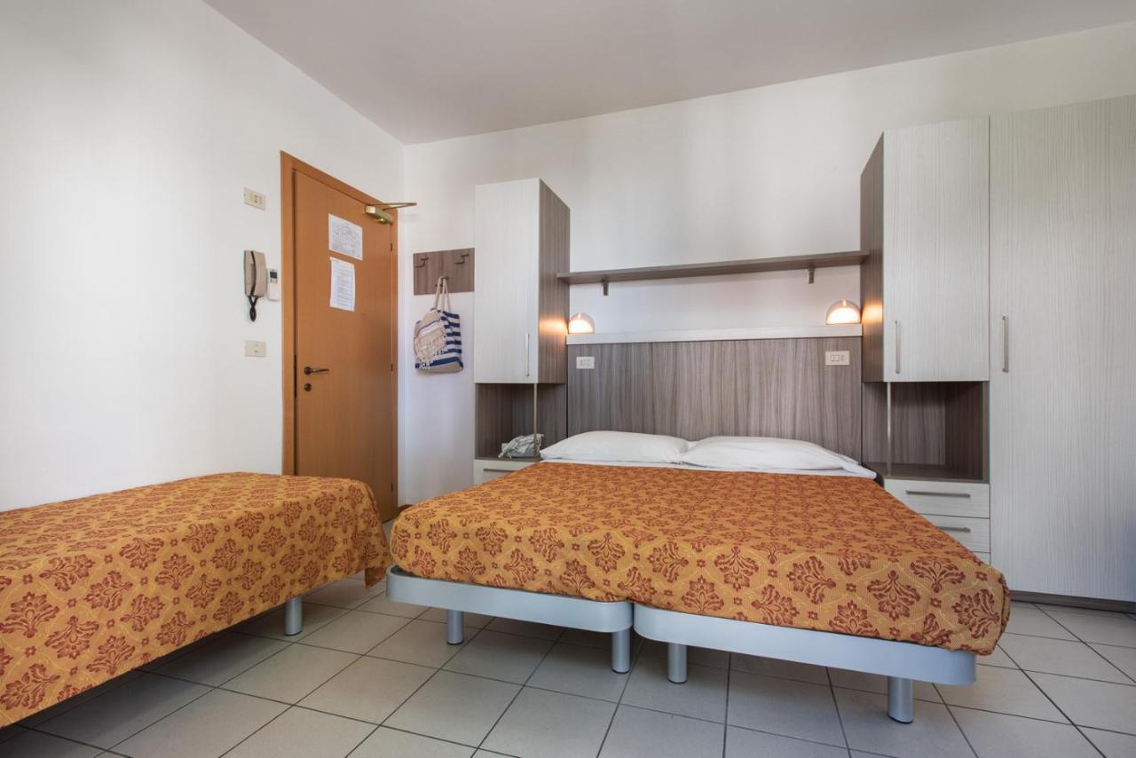 Hotel Consul - Family Hotel Riccione Exterior photo